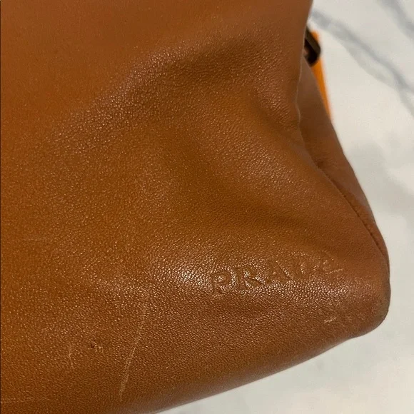 🦋 Prada Limited Edition Shoulder Bag - Picture 5 of 15